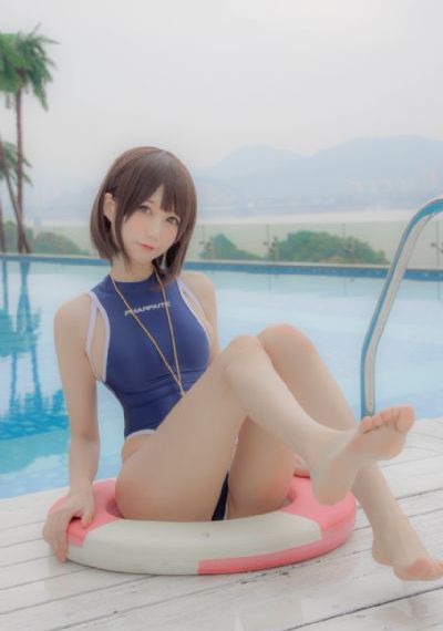 欧美女明星透视装_BD英语免费电视剧